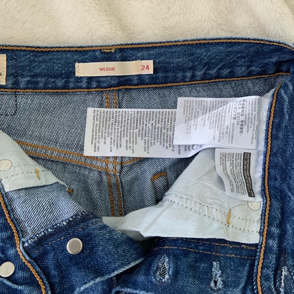 Levi's Wedgie Icon Jean - Picture 4 of 4